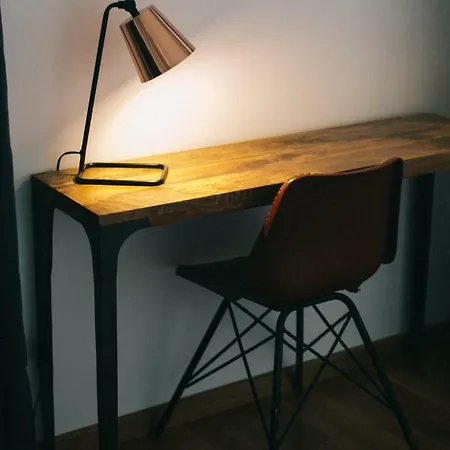 普拉得尔泳池别墅住宿加早餐旅馆 酒店 2*