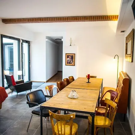 Pradelle Et Swimming Pool Couette-café Clermont-Ferrand