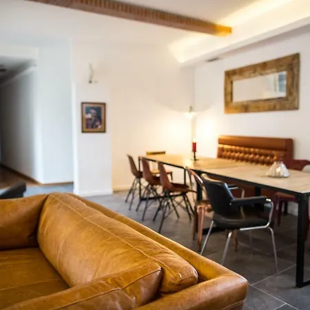 Pradelle Et Swimming Pool Couette-café Clermont-Ferrand