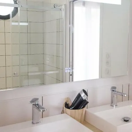 普拉得尔泳池别墅住宿加早餐旅馆 酒店 克莱蒙费朗