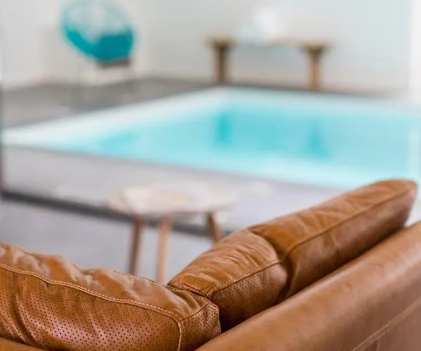 Hotel Pradelle Et Swimming Pool 2*