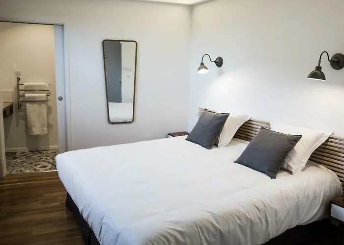 Pradelle Et Swimming Pool Клермон-Ферран