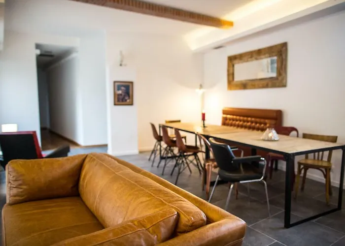 Pradelle Et Swimming Pool Отель Клермон-Ферран